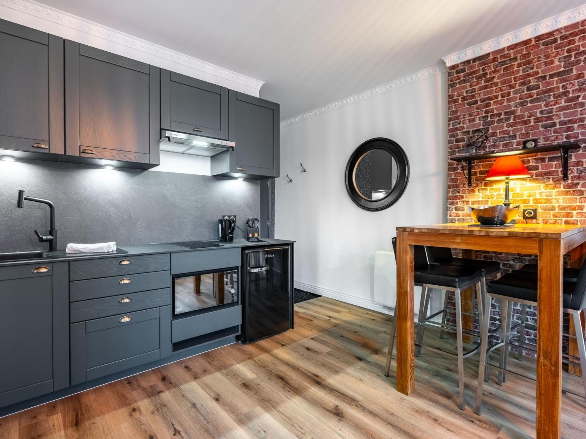 Le Relais Ducal - Appartements D'Hotes Vieille Ville Nancy Exterior photo
