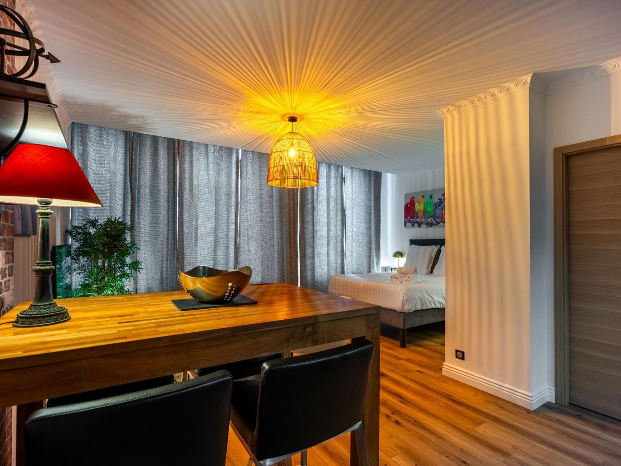 Le Relais Ducal - Appartements D'Hotes Vieille Ville Nancy Exterior photo